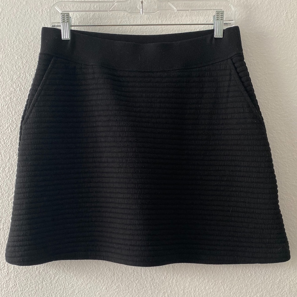 Gap Mini Skirt with Pockets!